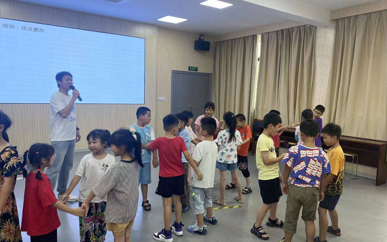 饶阳龙观乡中心学校